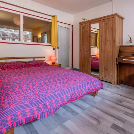 Apartment In The Center Of With Views Of Mont Blanc *